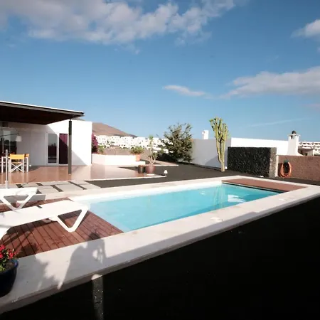 Casa Natalie Villa