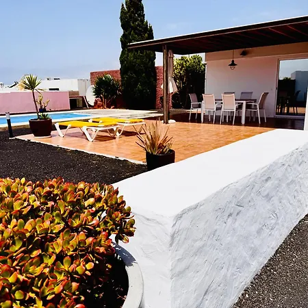 Casa Natalie * Playa Blanca